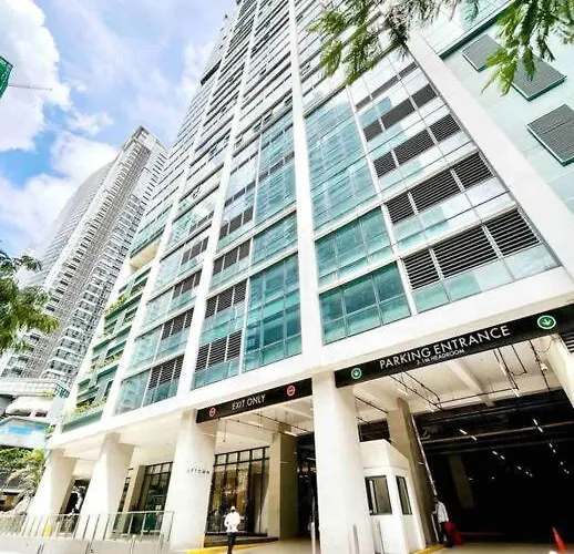 One Uptown 1br 2bed Affordable For 4,uptown Mall Linked