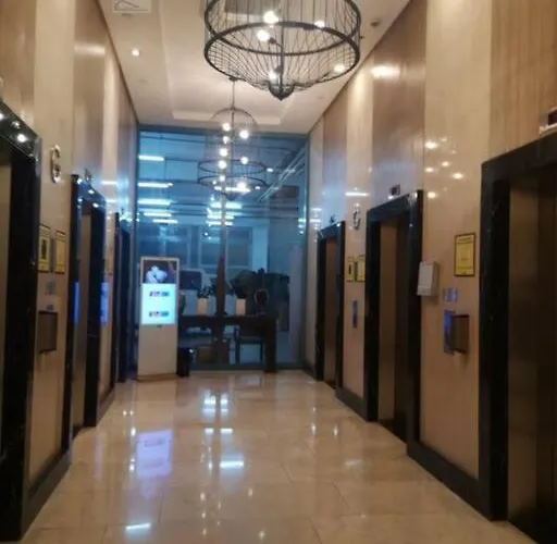 One Uptown 1br 2bed Affordable For 4,uptown Mall Linked アパート