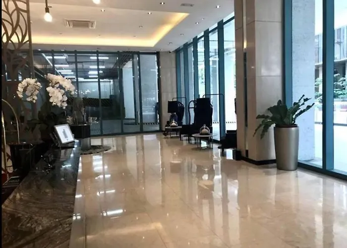 Apartment One Uptown 1br 2bed Affordable For 4,uptown Mall Linked