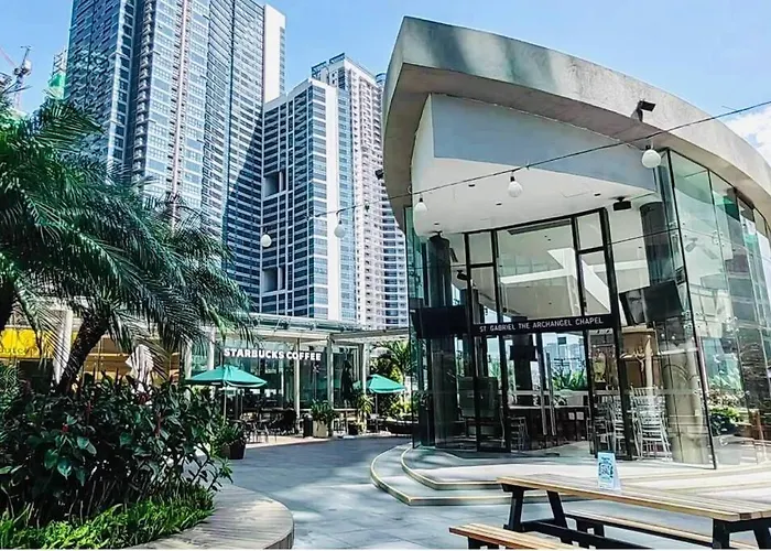 Apartment One Uptown 1br 2bed Affordable For 4,uptown Mall Linked Manila