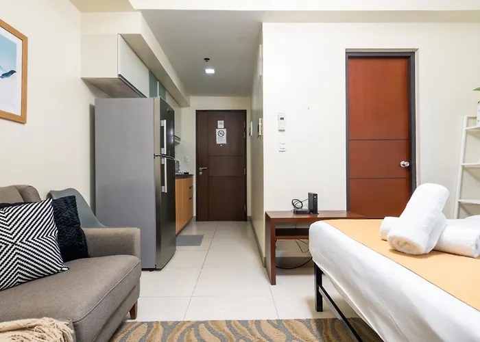 One Uptown 1br 2bed Affordable For 4,uptown Mall Linked Apartment