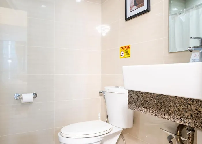 Apartment One Uptown 1br 2bed Affordable For 4,uptown Mall Linked