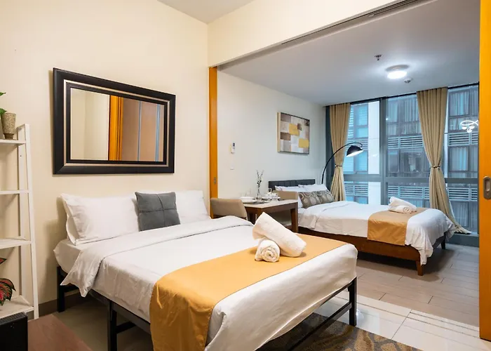 One Uptown 1br 2bed Affordable For 4,uptown Mall Linked